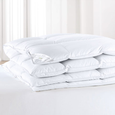 Feather down clearance quilt queen size