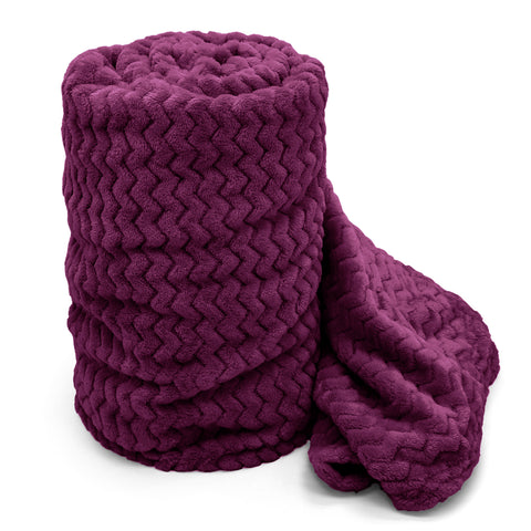 Velosso Chevron Moda Plush Aubergine Blanket