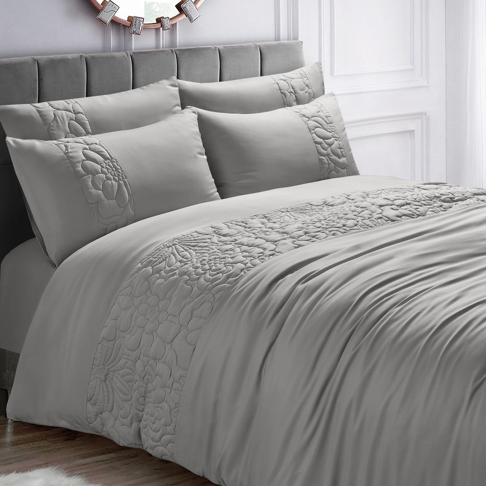Velosso Rosa Quilted Floral Grey Duvet Cover & Pillowcase Set